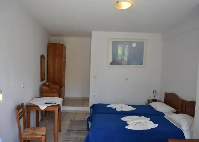 Ioanna Tinos * 키오니아