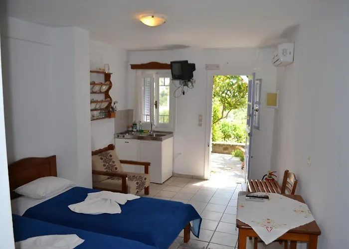 Ioanna Tinos * 키오니아