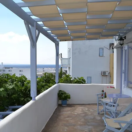 Ioanna Tinos * קיוניה