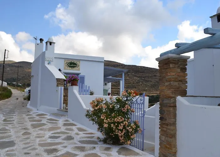 Ioanna Tinos Apartamento